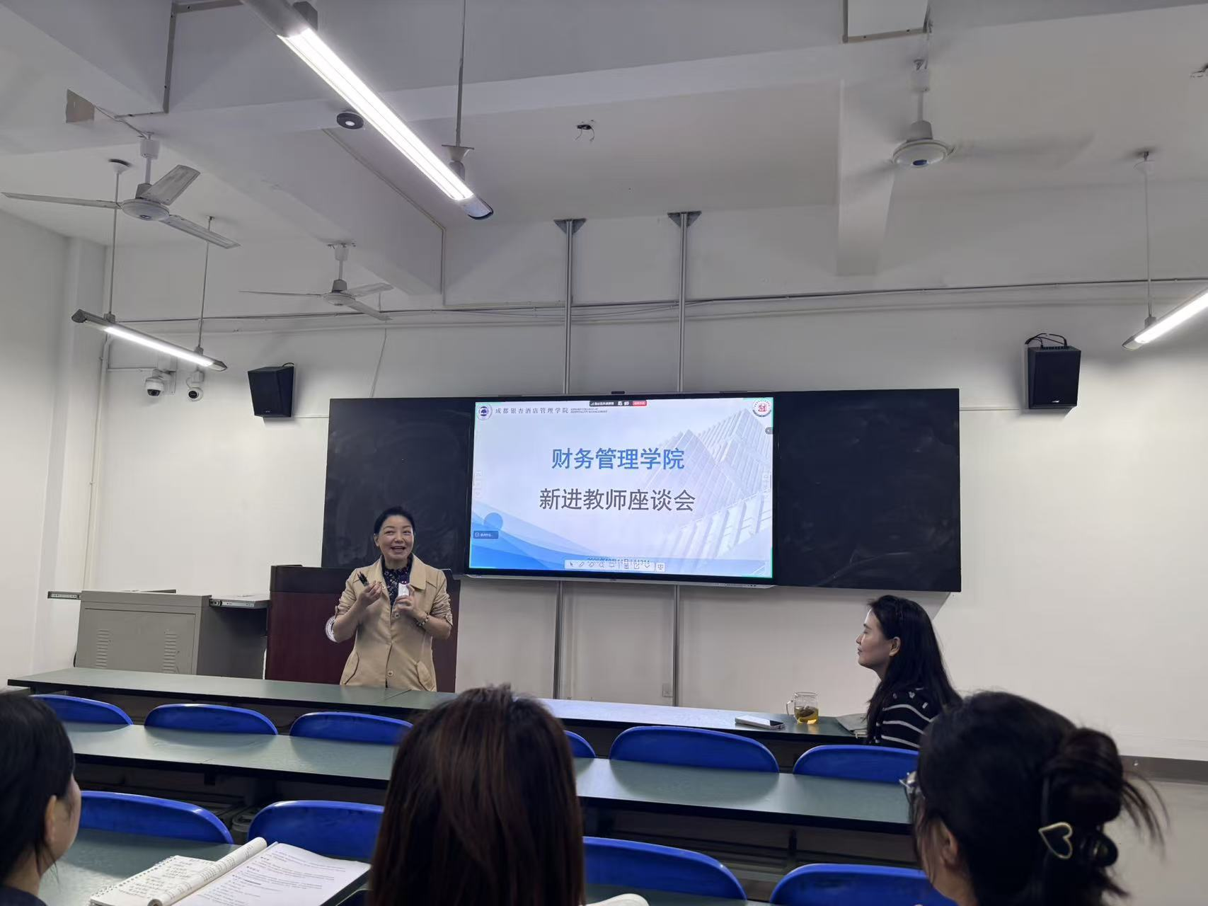 图片11 图片11