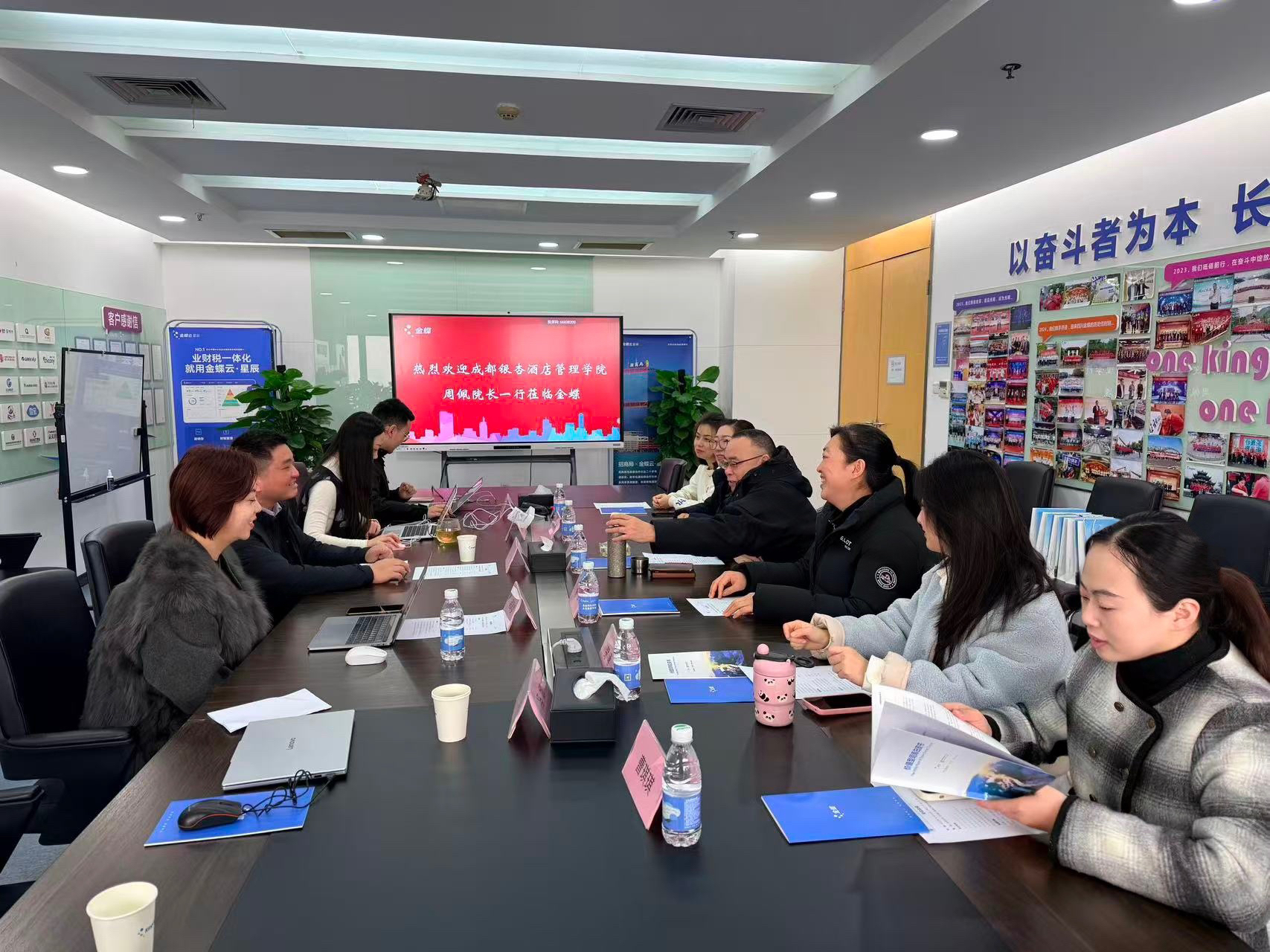 f90b70c69fc5b644ee121776810ca9cb