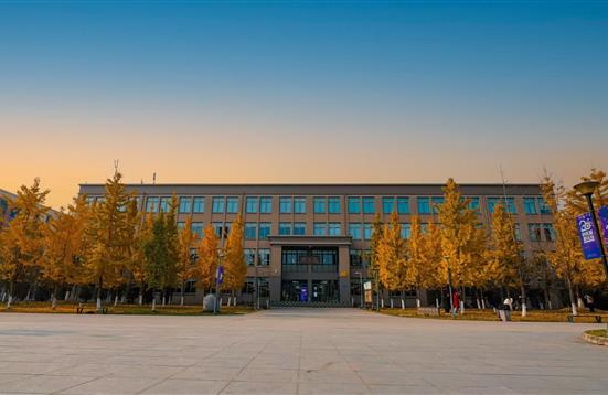 致财务管理学院2026届毕业生——以文明作别 携初心远航